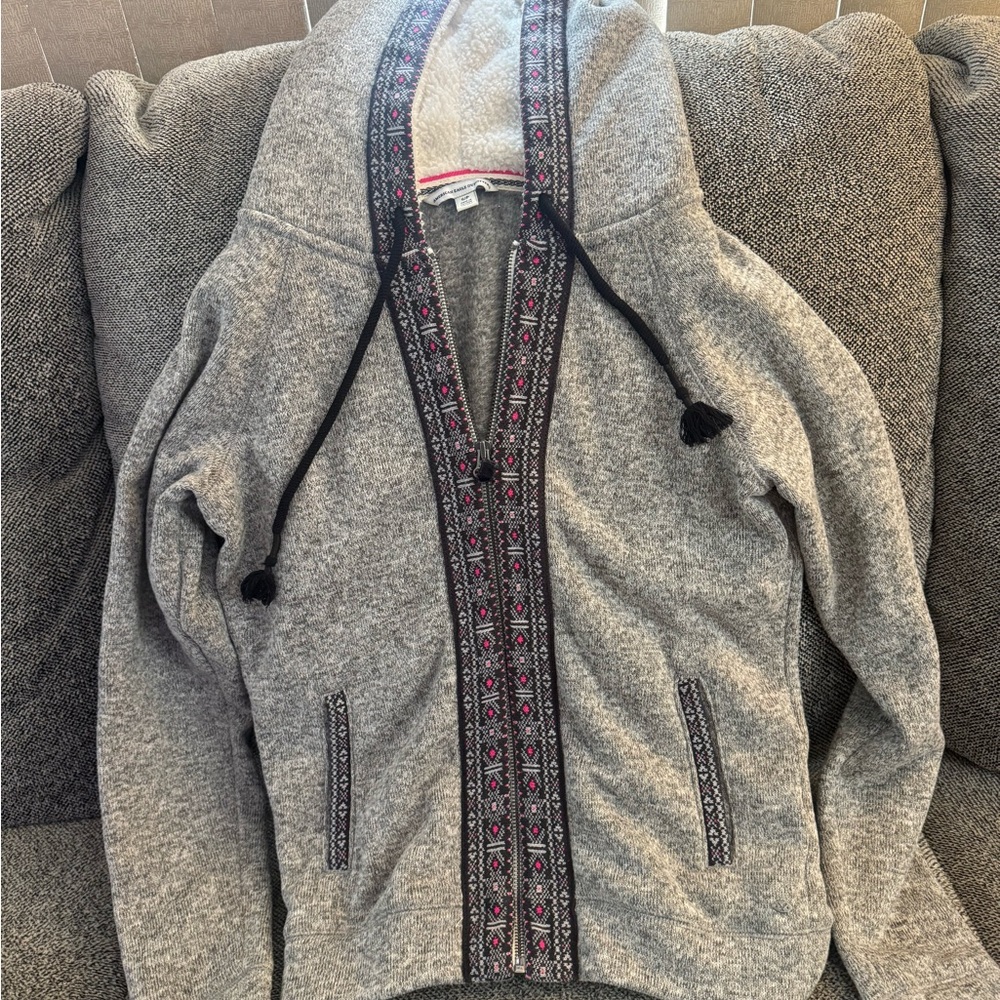 American Eagle Outfitters Gray and Pink Patterned Hoodie